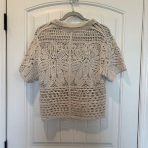 Annie Wear - New Crème Crochet Women Top. Not tag. Never worn.